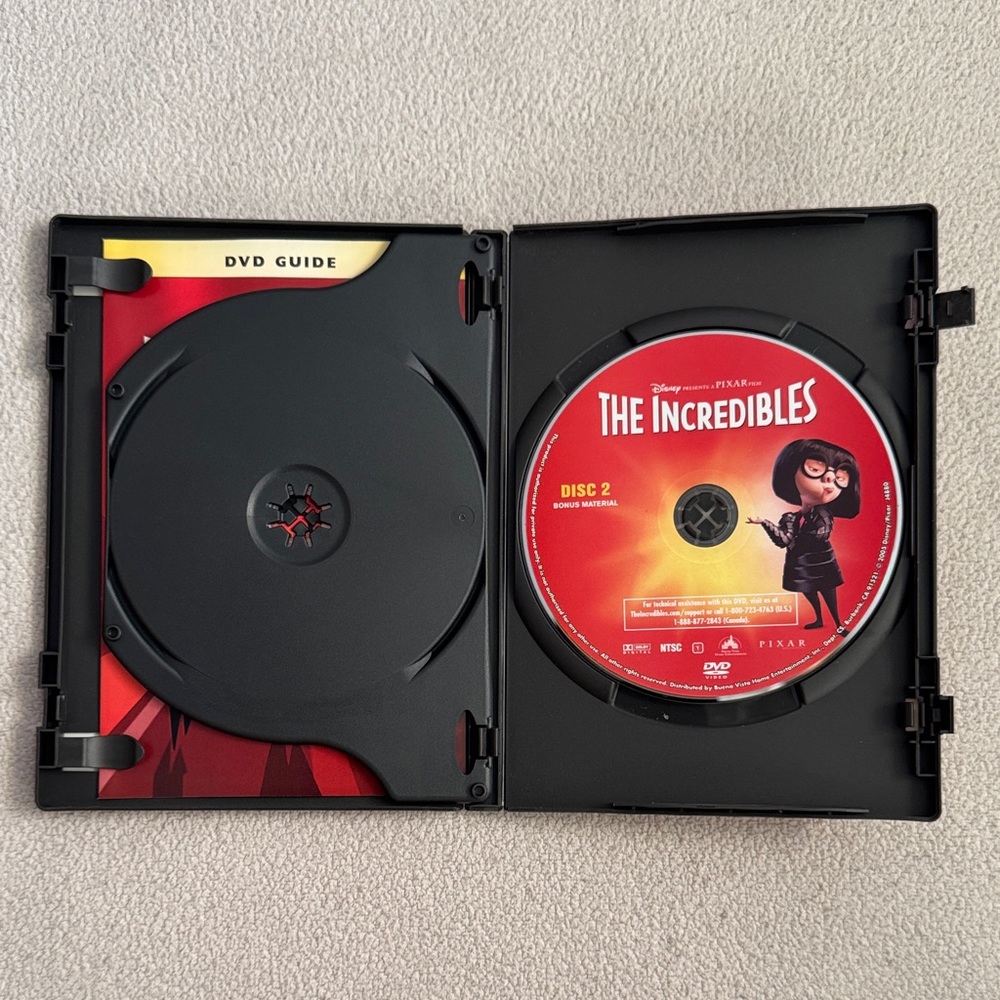 Disney Pixar The Incredibles & The Incredibles 2 DVD & BLU RAY Set - Picture 6 of 10